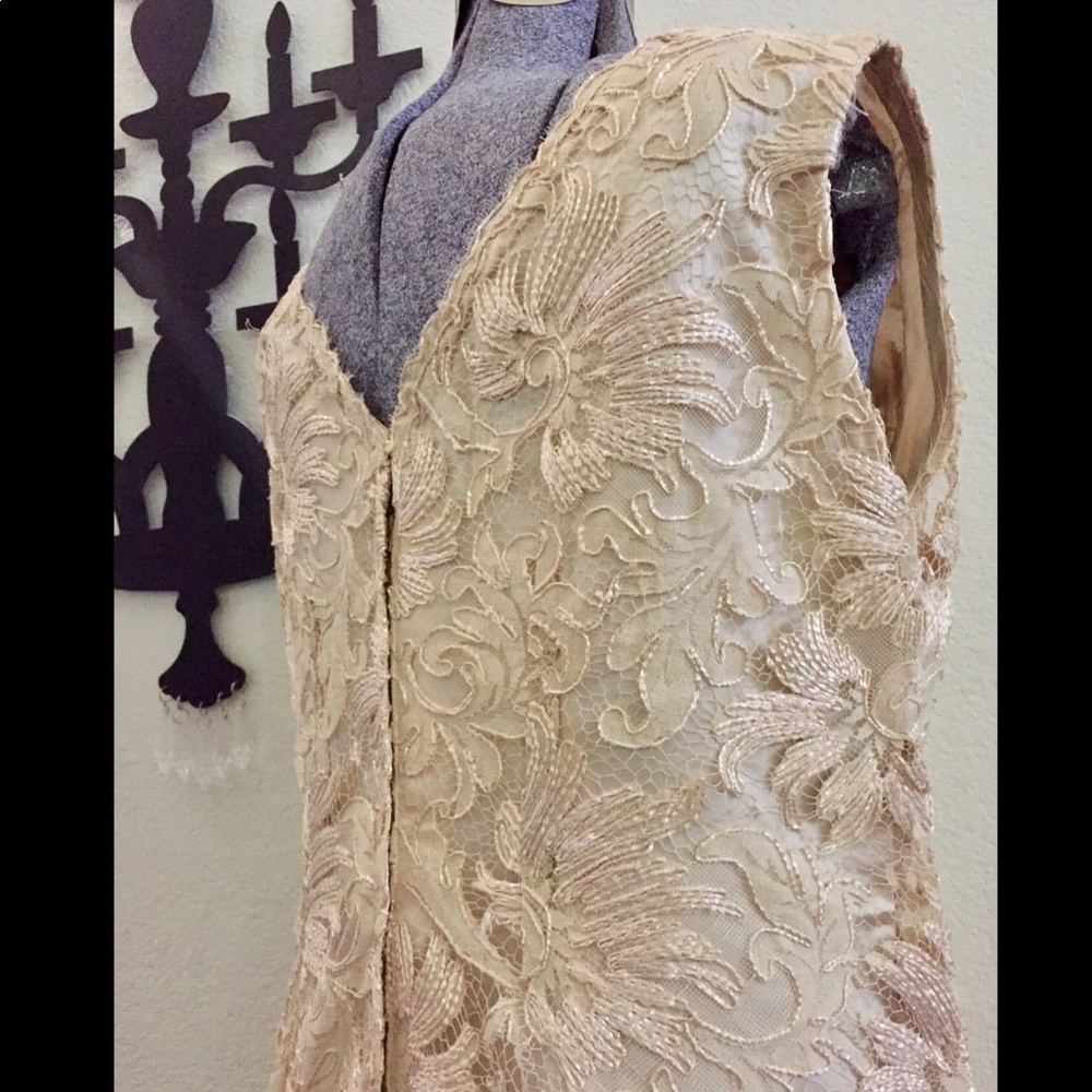 ✨ VINTAGE plus-size BOMBSHELL dress! - Picture 5 of 9